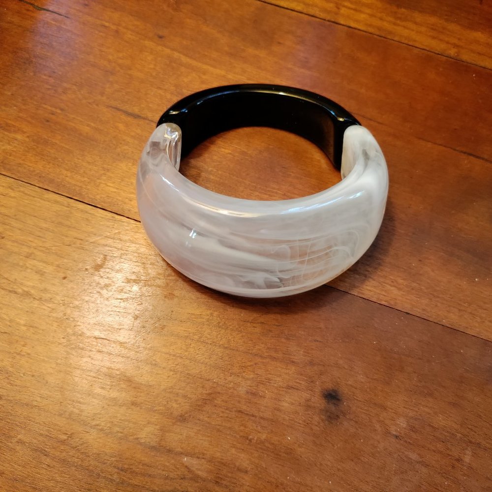 Lucite bracelet in contemporary design
